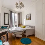 Veeve - Cosy Gambetta *